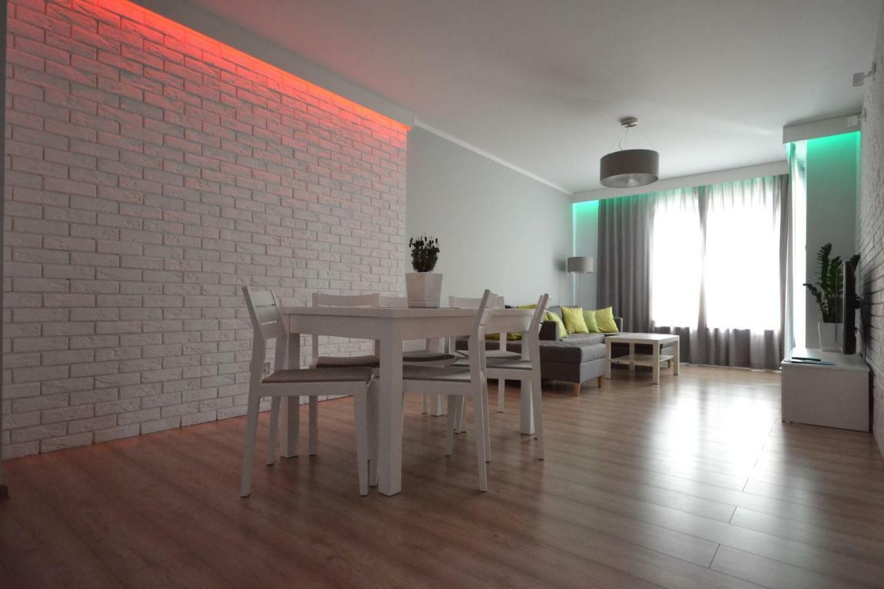 Grand De Luxe Solna Appartement Kołobrzeg Buitenkant foto